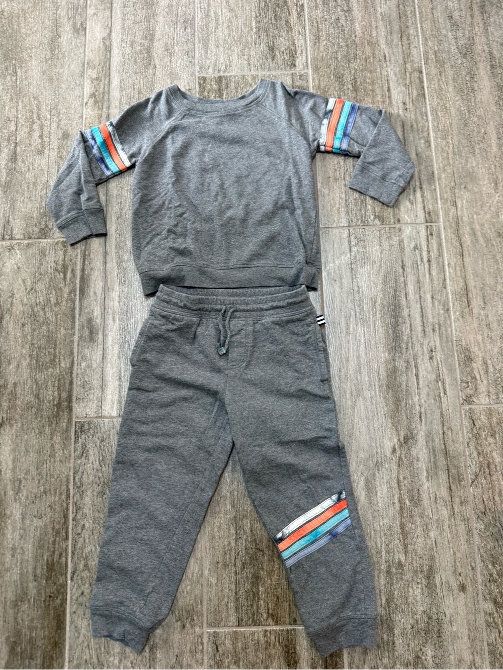 Splendid Gray Toddler Kids Joggers and Long Sleeve Top Set - 4T